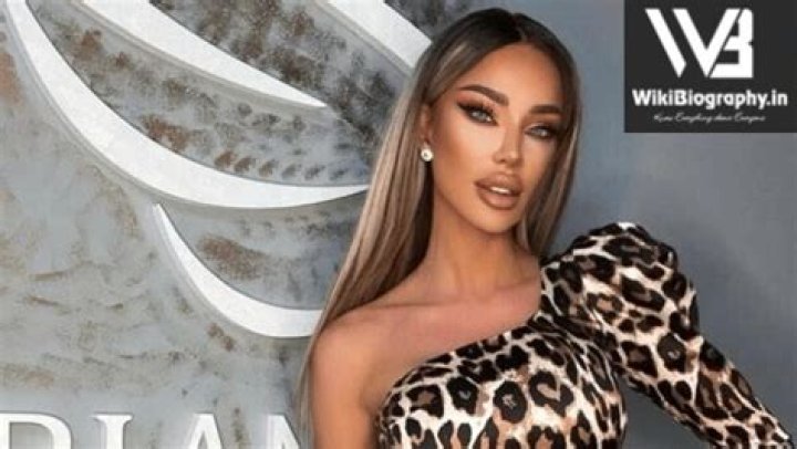 Bianca Dragusanu Height, Weight, Net Worth, Age, Birthday, Wikipedia, Who, Nationality, Biography