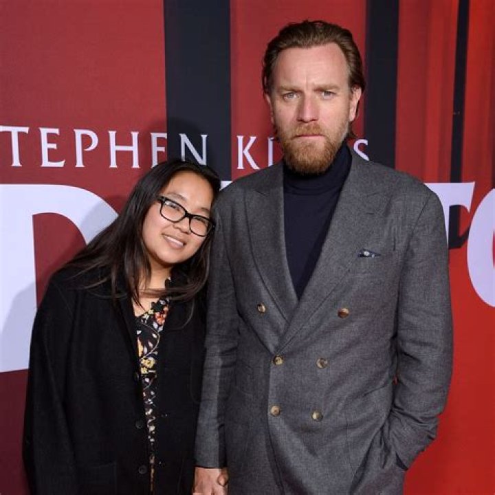 
Ewan Mcgregor Sexuality: He In Not Gay- Meet His Partner And Kids 