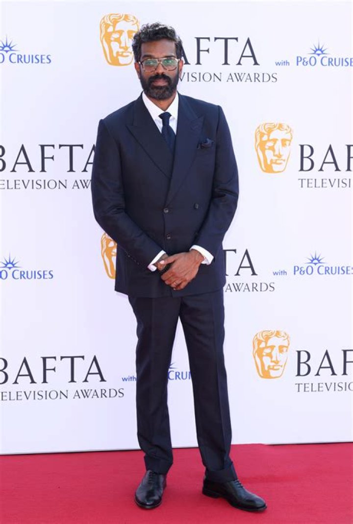 Romesh Ranganathan Height, Weight, Net Worth, Age, Birthday, Wikipedia, Who, Nationality, Biography