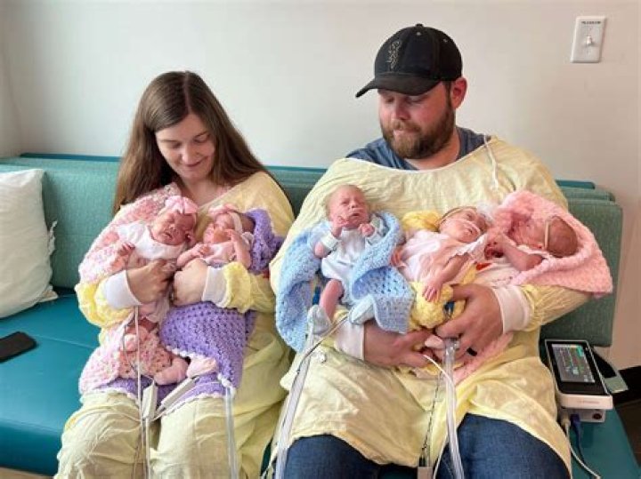 
Sara Haines Has Lost Weight After Giving Birth With A Simple Plan! 